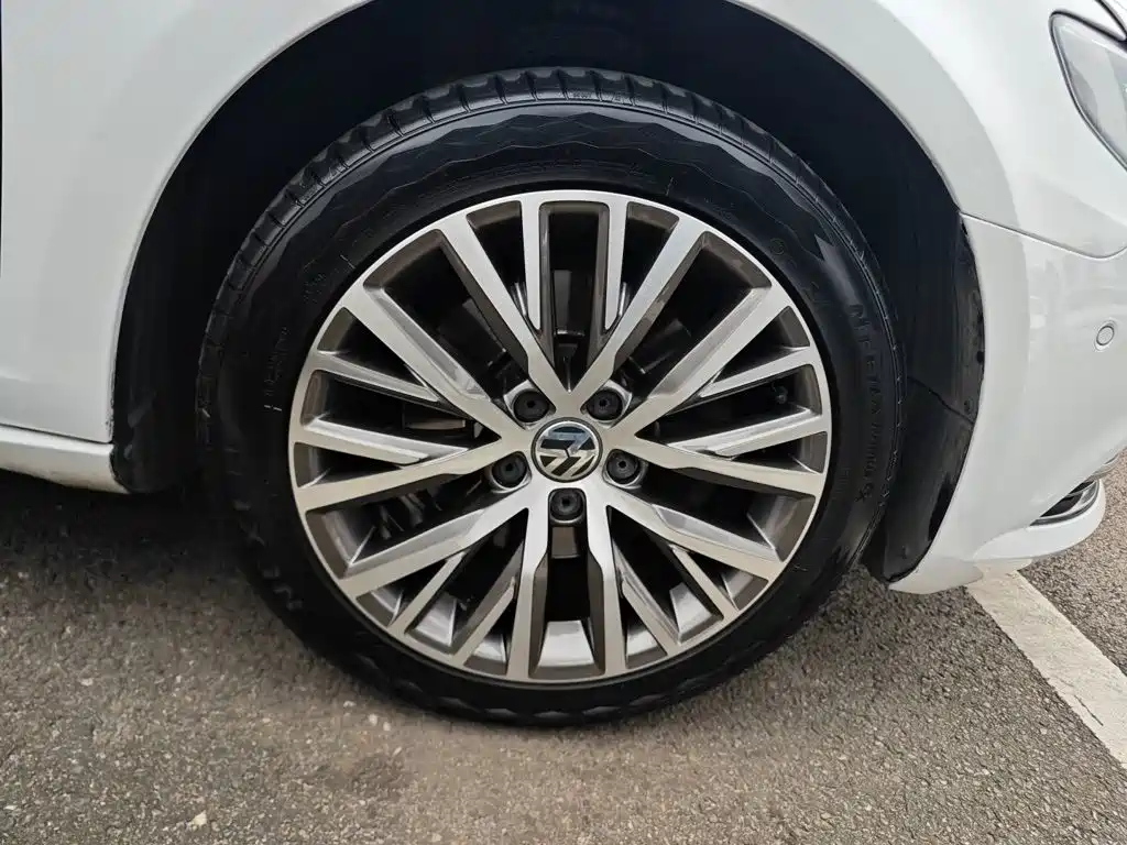 Volkswagen CC — миниатюра 13