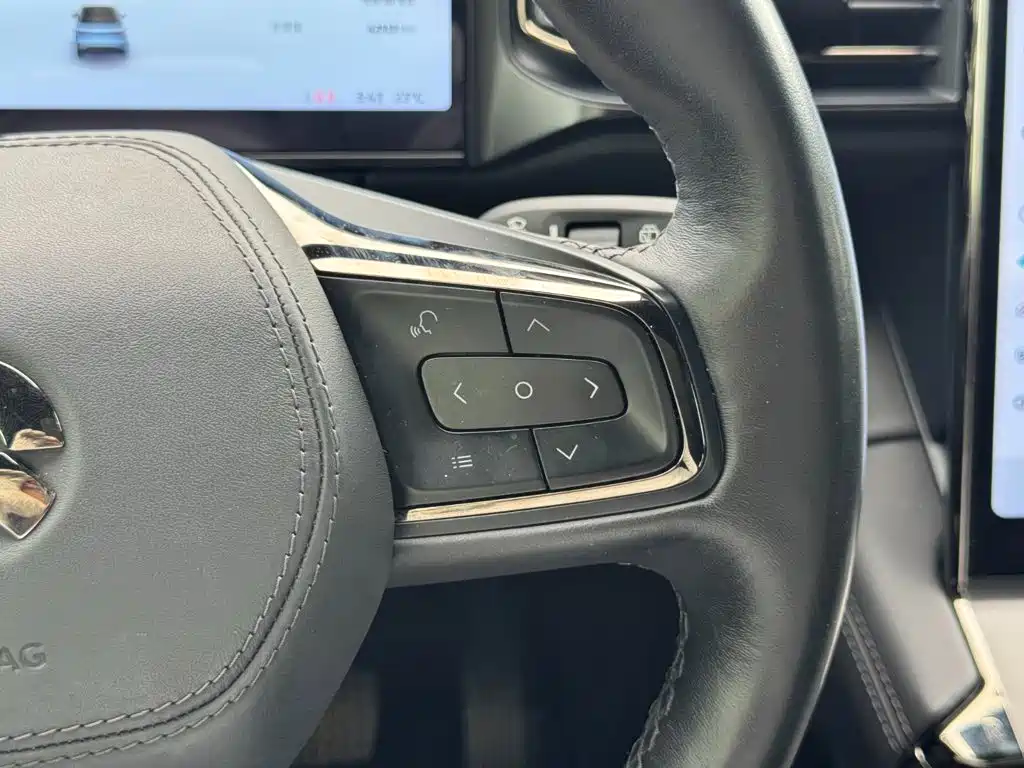 NIO ES6 — миниатюра 16