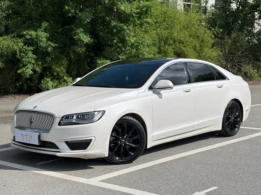 Lincoln MKZ