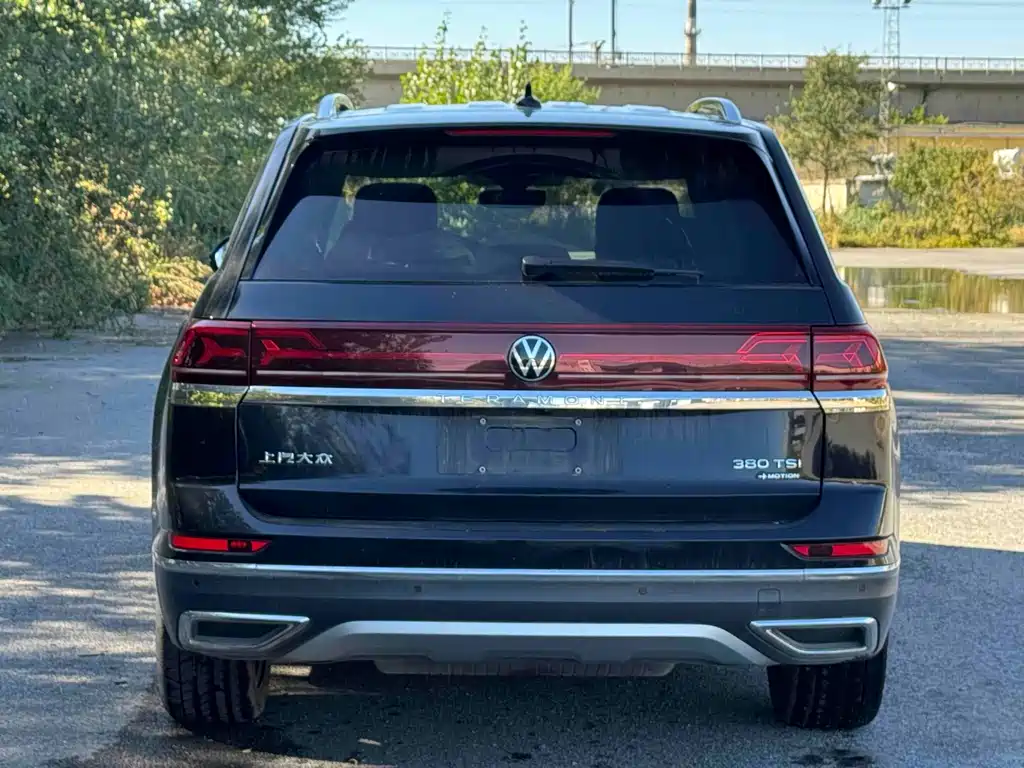 Volkswagen Teramont — миниатюра 5