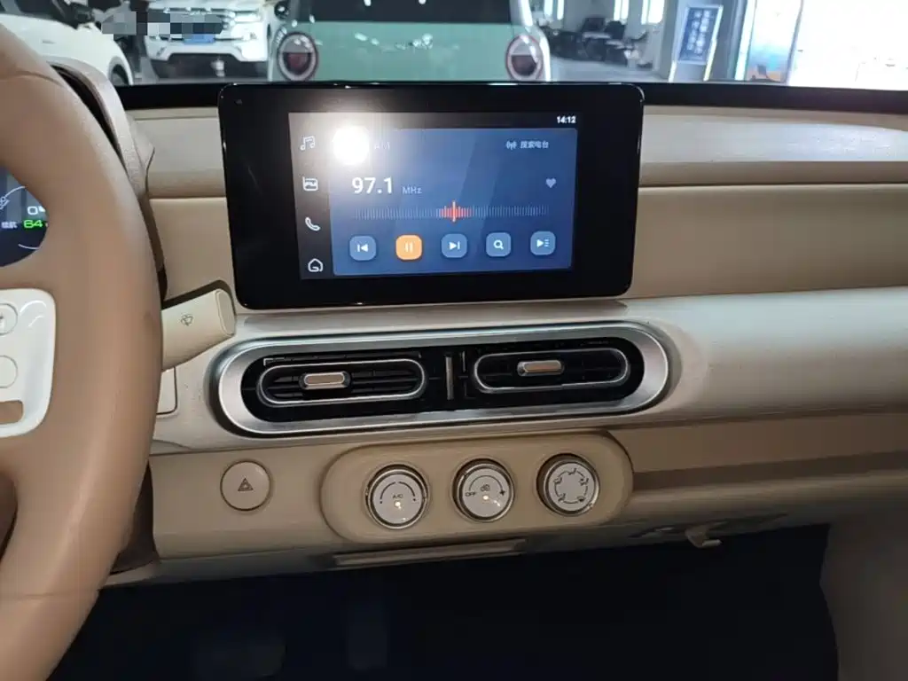 Wuling MINIEV — миниатюра 13