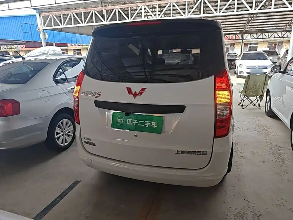 Wuling Hongguang — миниатюра 6