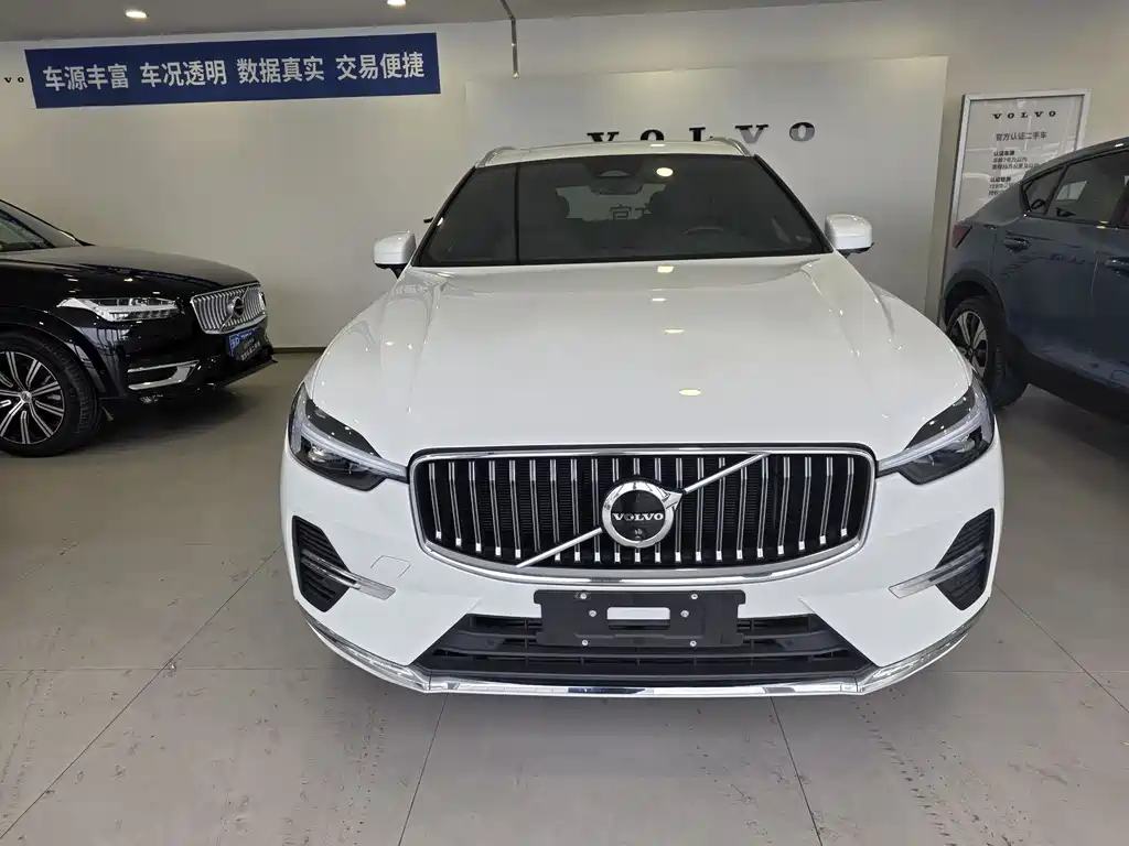 VOLVO XC60 PLUG IN HYBRID