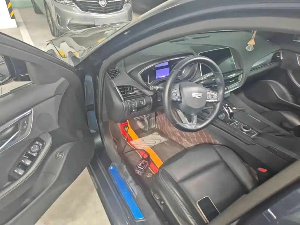 Cadillac CT5 — миниатюра 16
