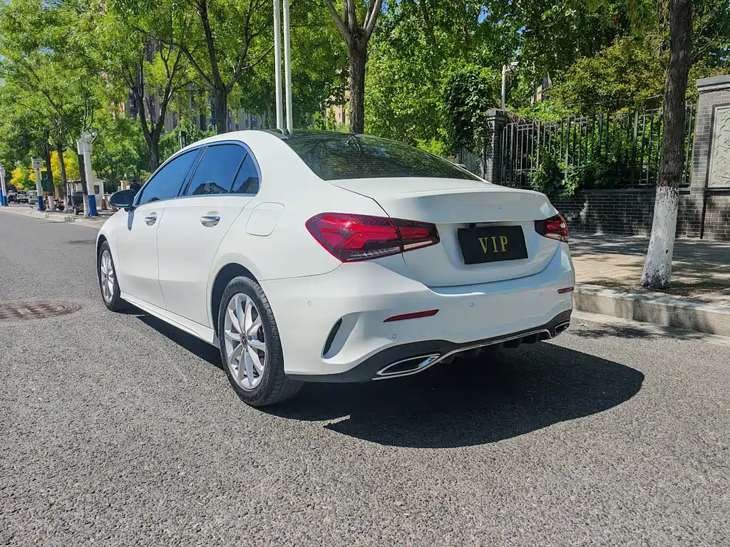 Mercedes-Benz A-Class A 2021 A 200 L Sport Fashion