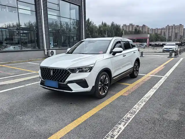 2022 Bestune T77