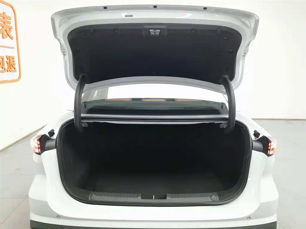 GEELY GALAXY GALAXY L6