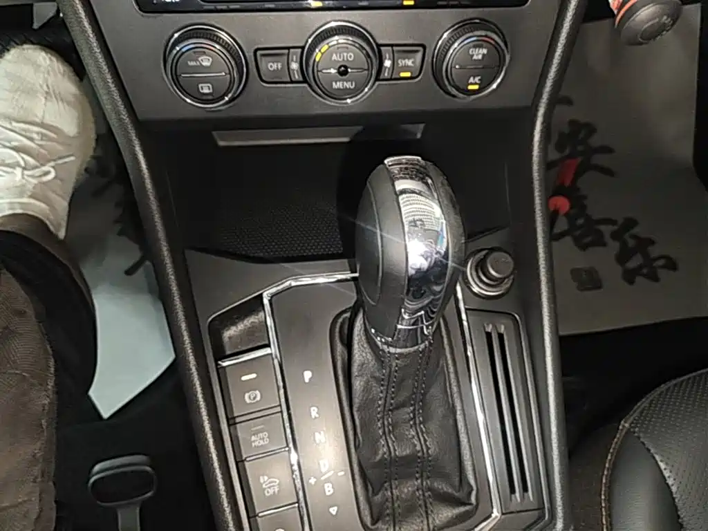 Volkswagen Lavida Pure Electric — миниатюра 14