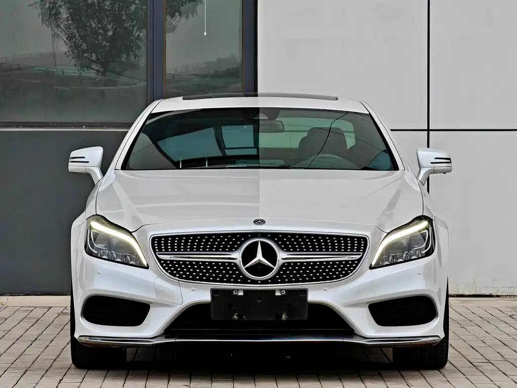 MERCEDES-BENZ CLS