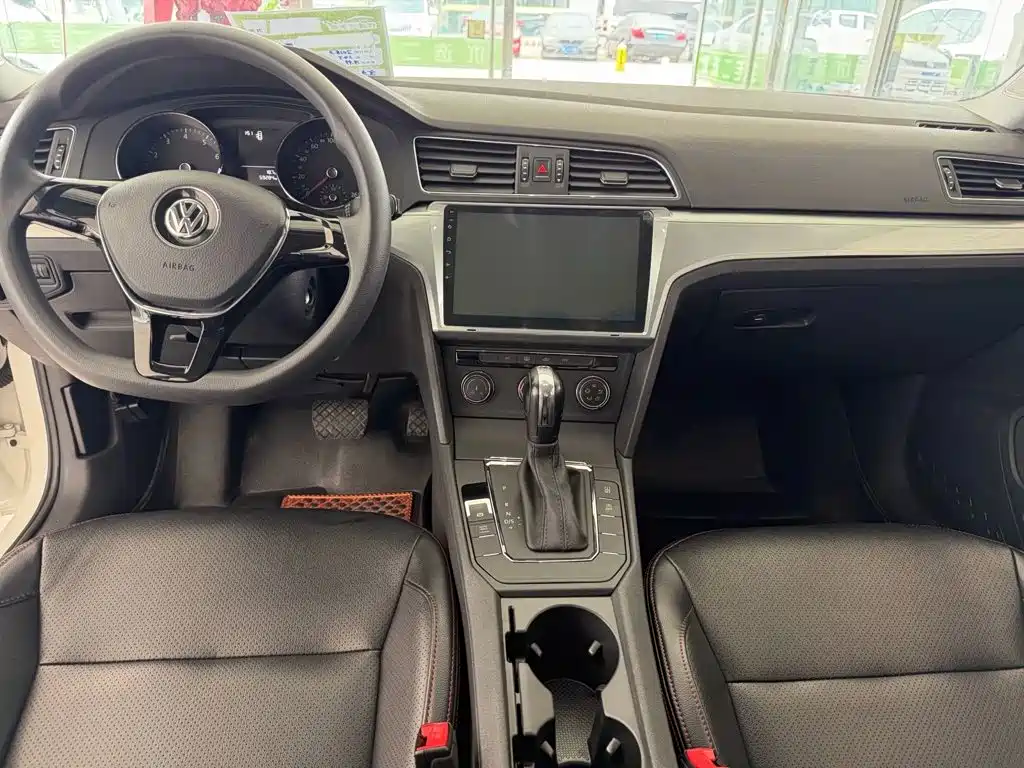 Volkswagen Lamando — миниатюра 7