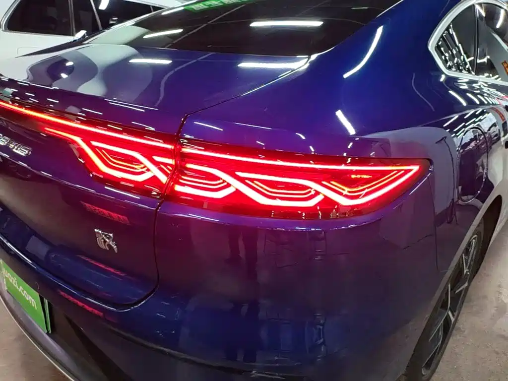 BYD Han — миниатюра 8