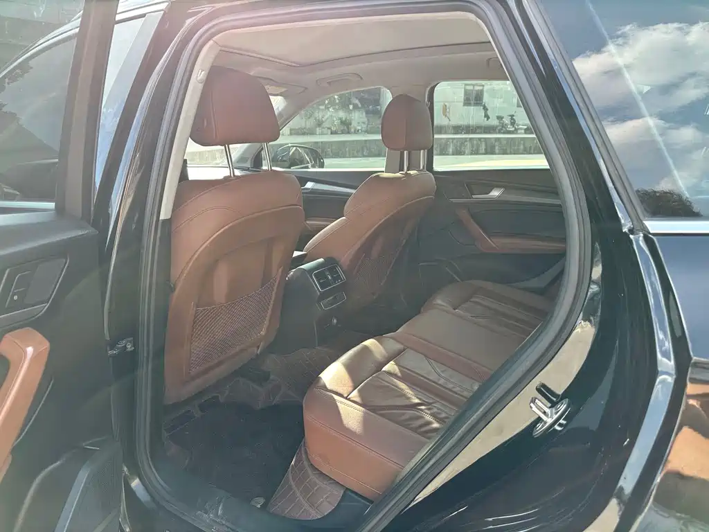 Audi Q5L 2022 40T Luxury