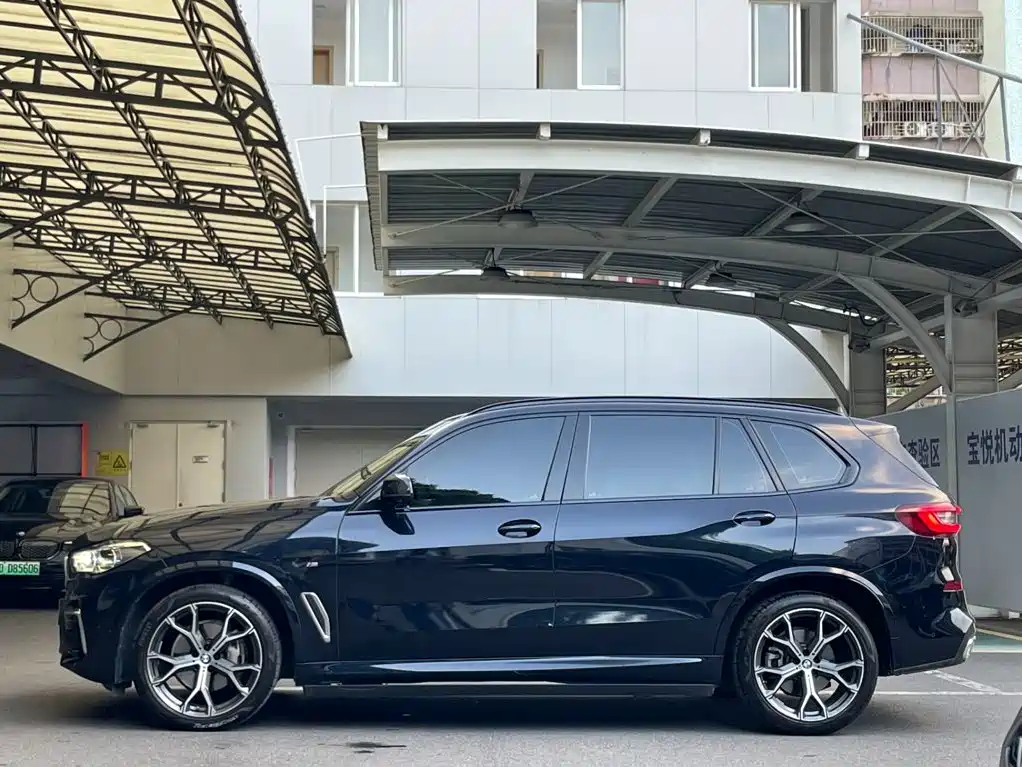 BMW X5 — миниатюра 3