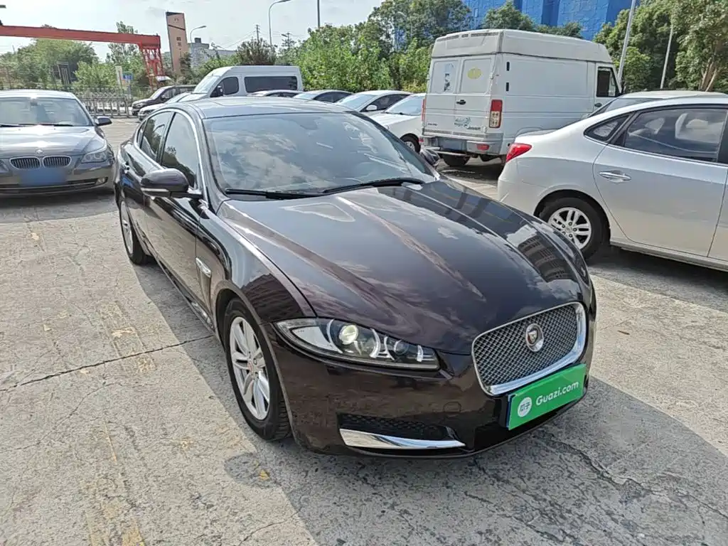 Jaguar XF — миниатюра 4