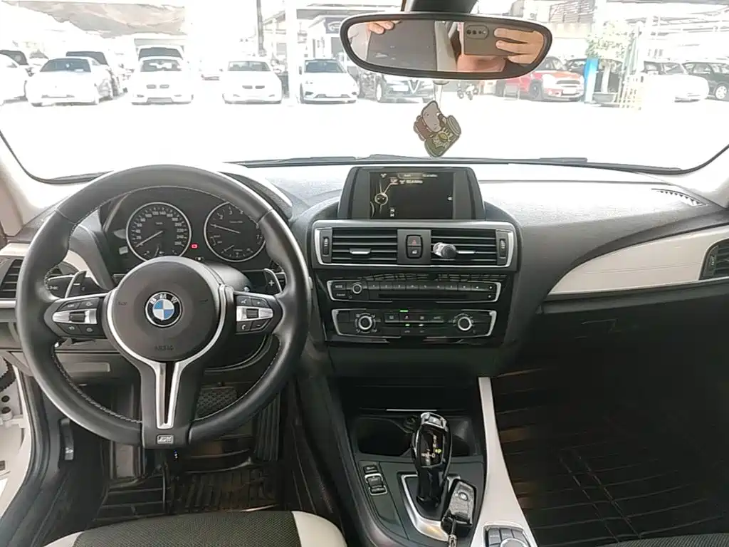 BMW 1 Series (Import) — миниатюра 10