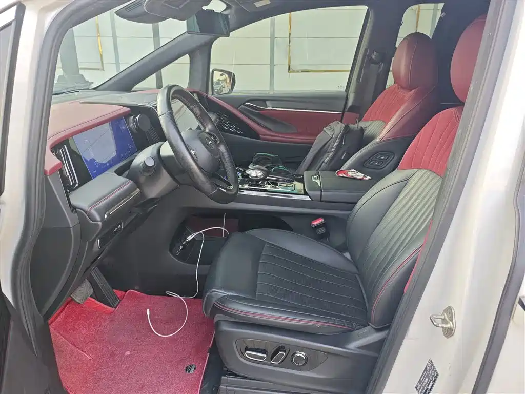GAC Motor Trumpchi M8 — миниатюра 6