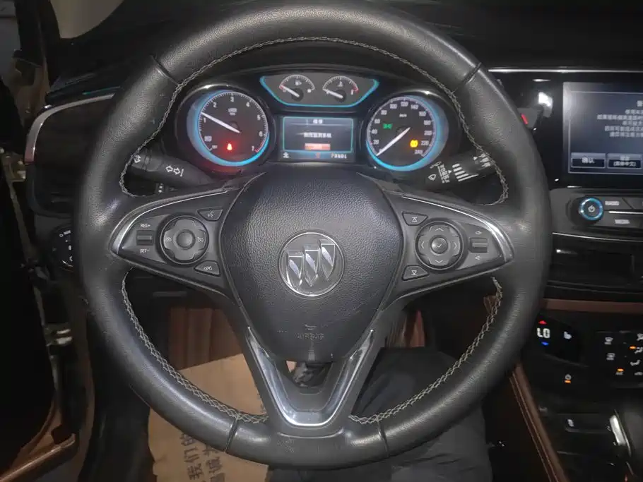 Buick Envision Plus — миниатюра 15