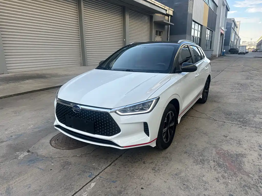 BYD e2