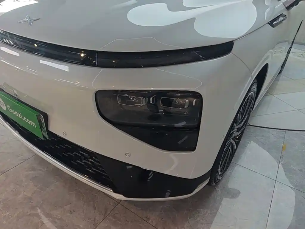 XPeng G9 — миниатюра 24