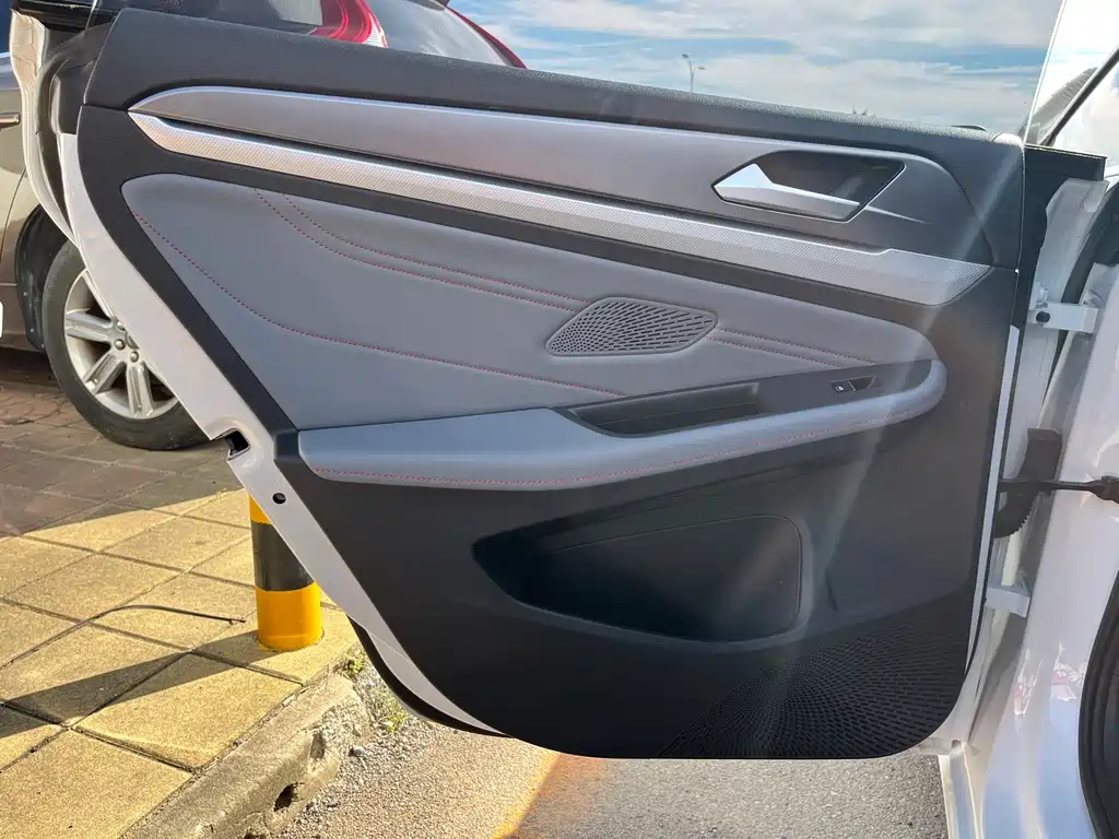 Volkswagen Lamando — миниатюра 13