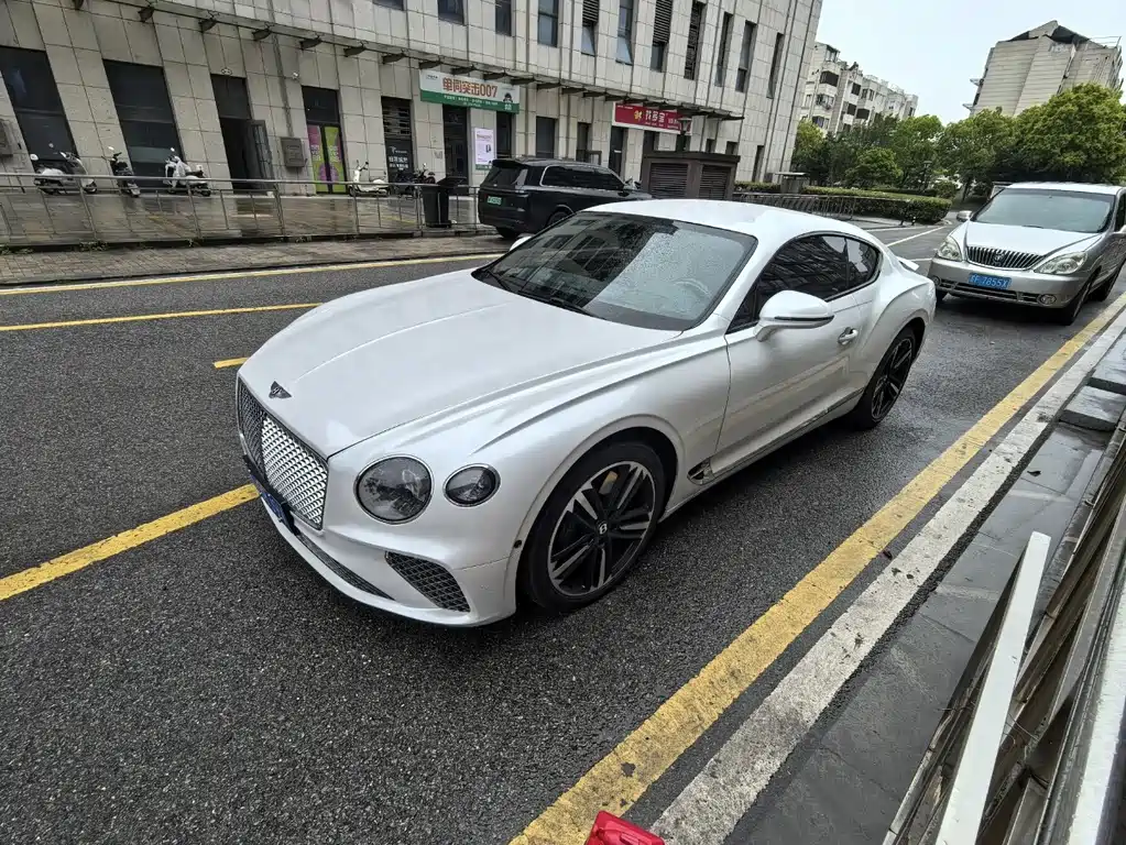 Bentley Continental 2019