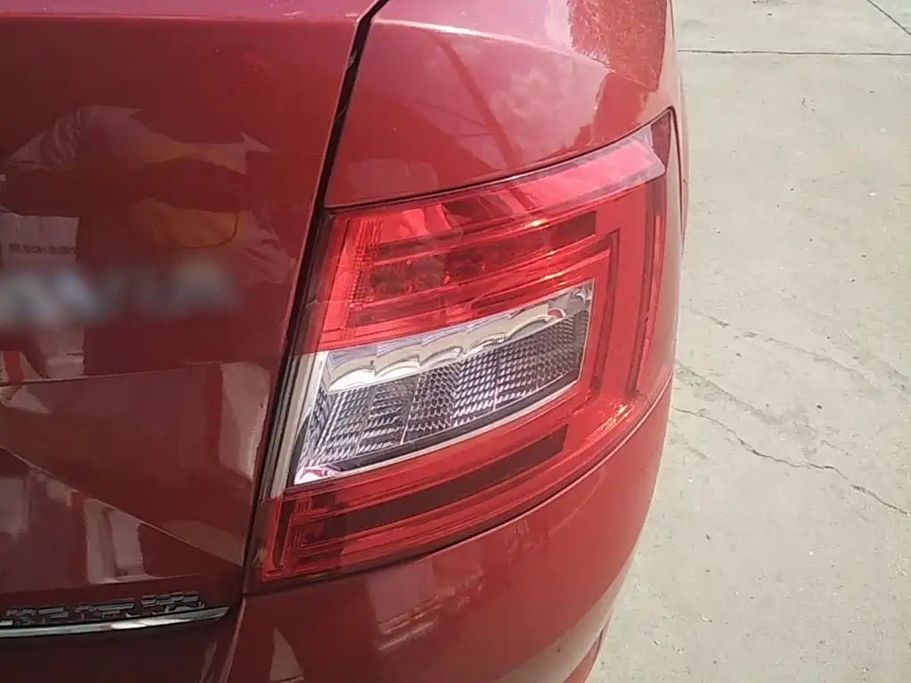 Skoda Octavia — миниатюра 8