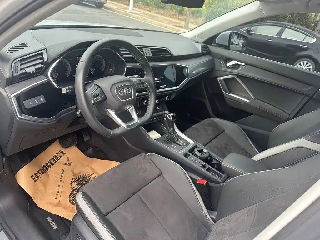 Audi Q3 — миниатюра 4