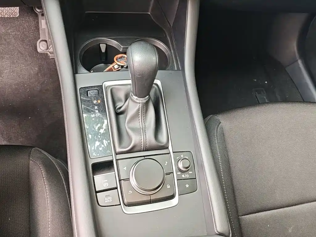 Mazda 3 Axela — миниатюра 14