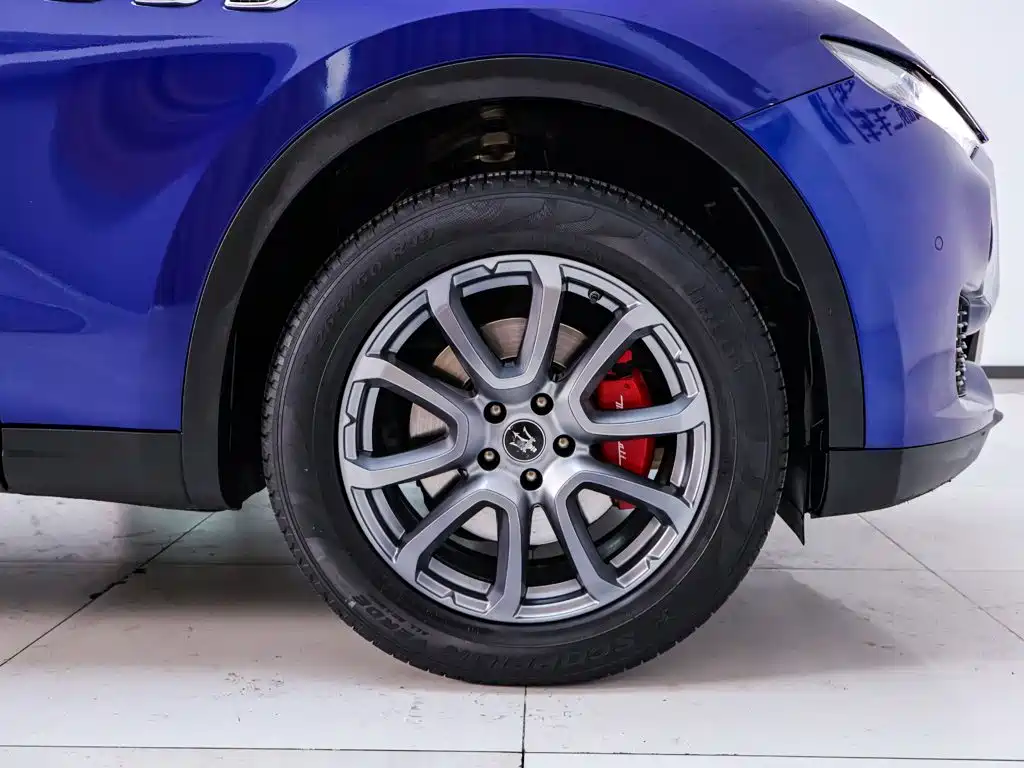 Maserati Levante — миниатюра 6