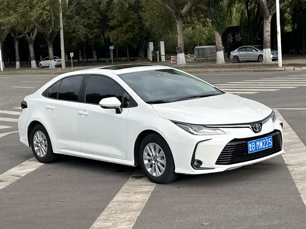 Toyota Corolla — миниатюра 3