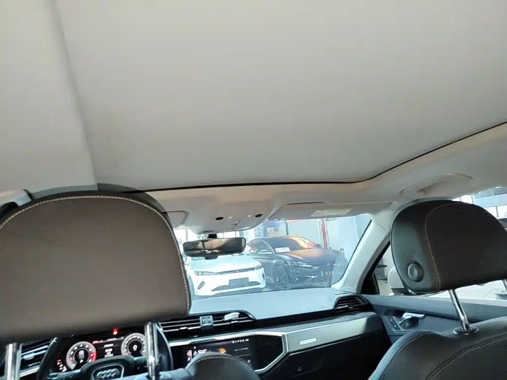Audi Q3 — миниатюра 18