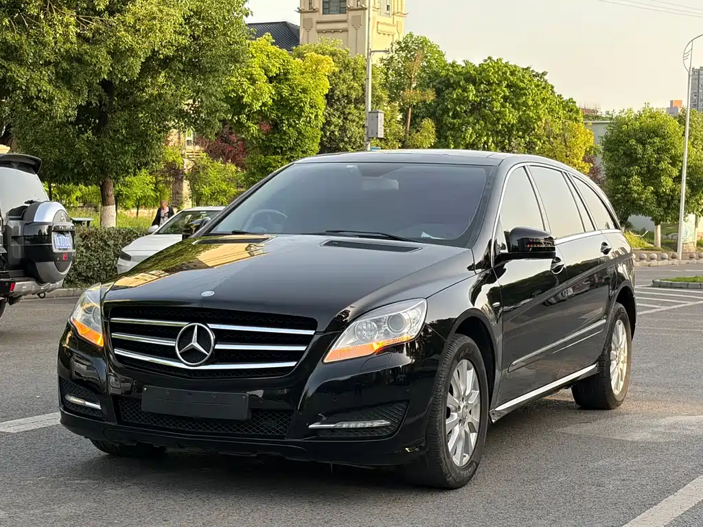 Mercedes-Benz R-Class 2017