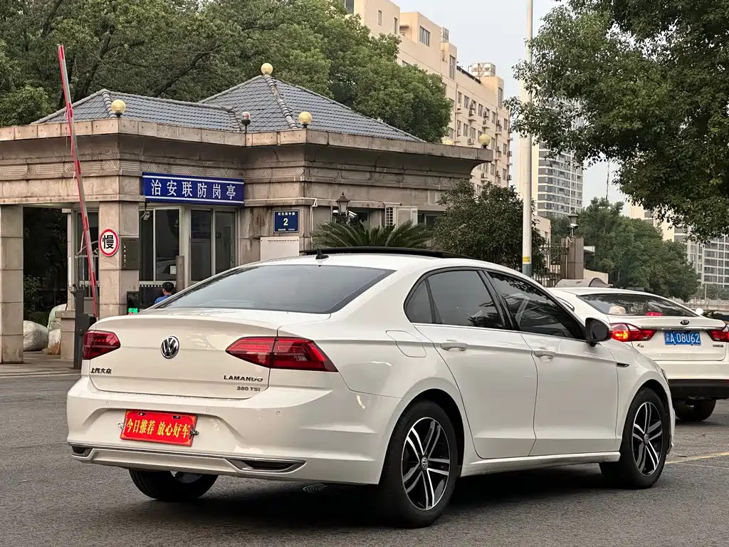 Volkswagen Lamando — миниатюра 7
