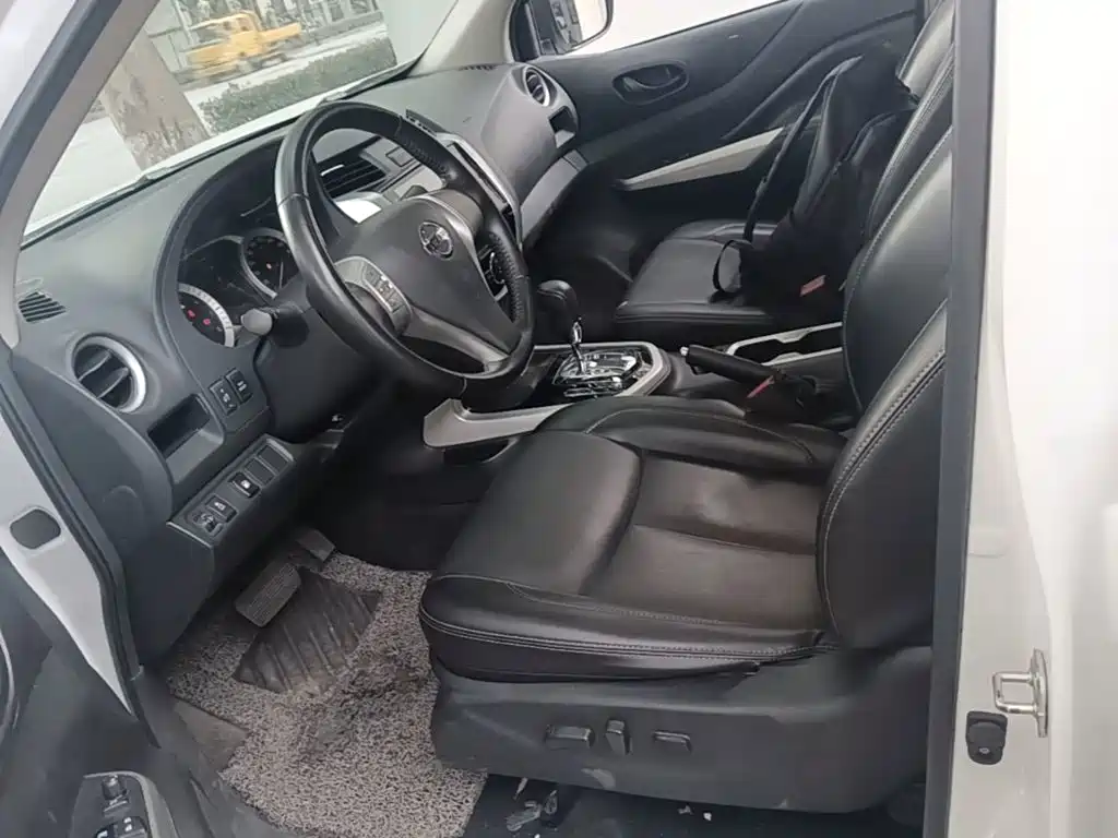 Nissan Navara — миниатюра 15
