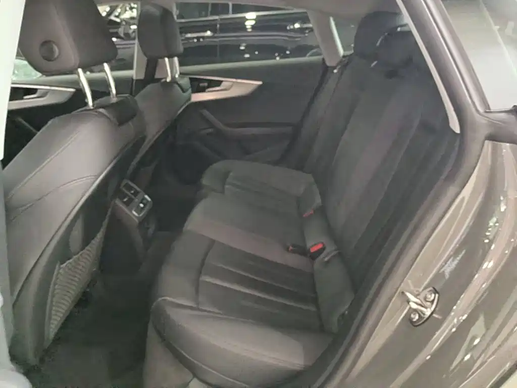 Audi A5 (Import) — миниатюра 17