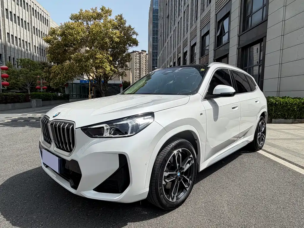 BMW X1 2025