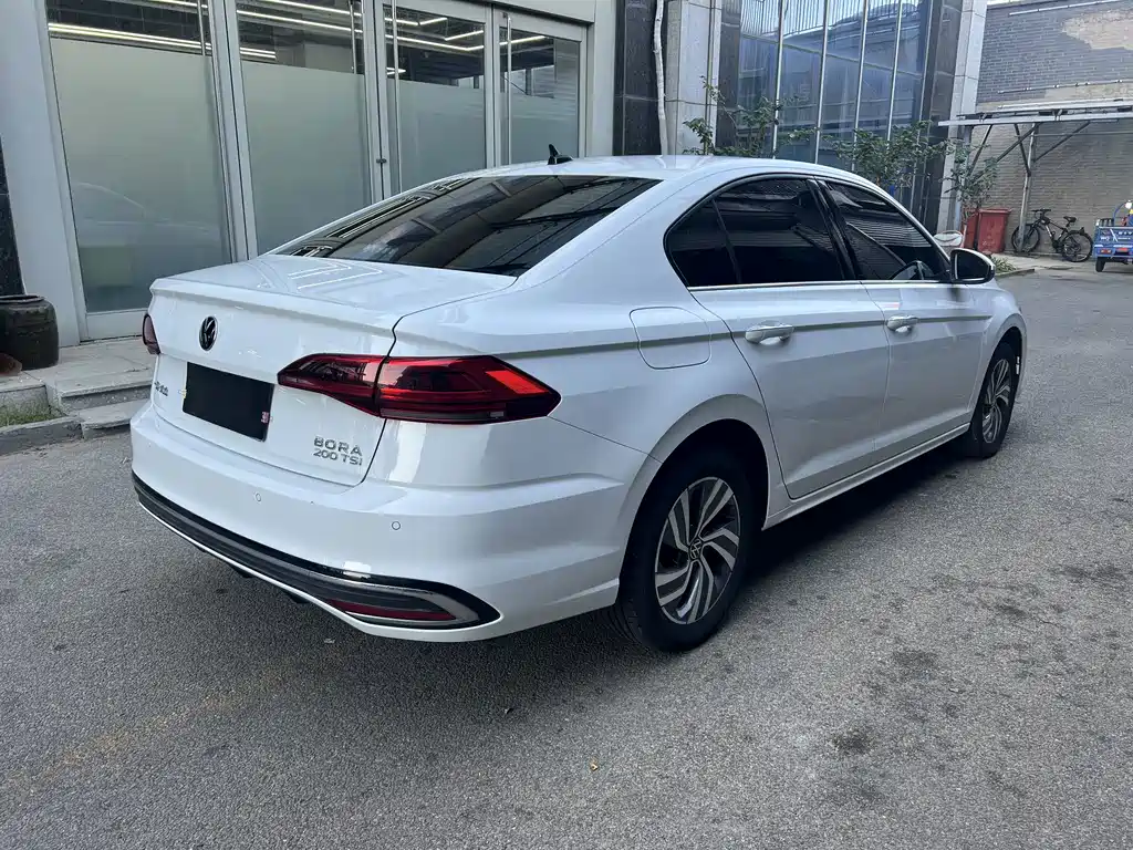 Volkswagen Bora — миниатюра 3