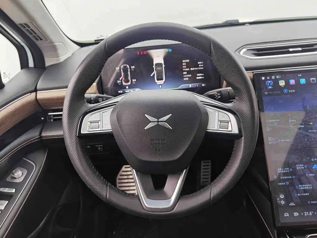 XPeng P5 — миниатюра 5