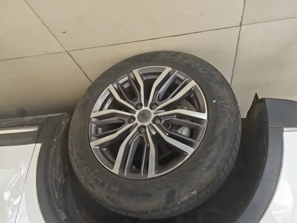 Geely Boyue — миниатюра 23