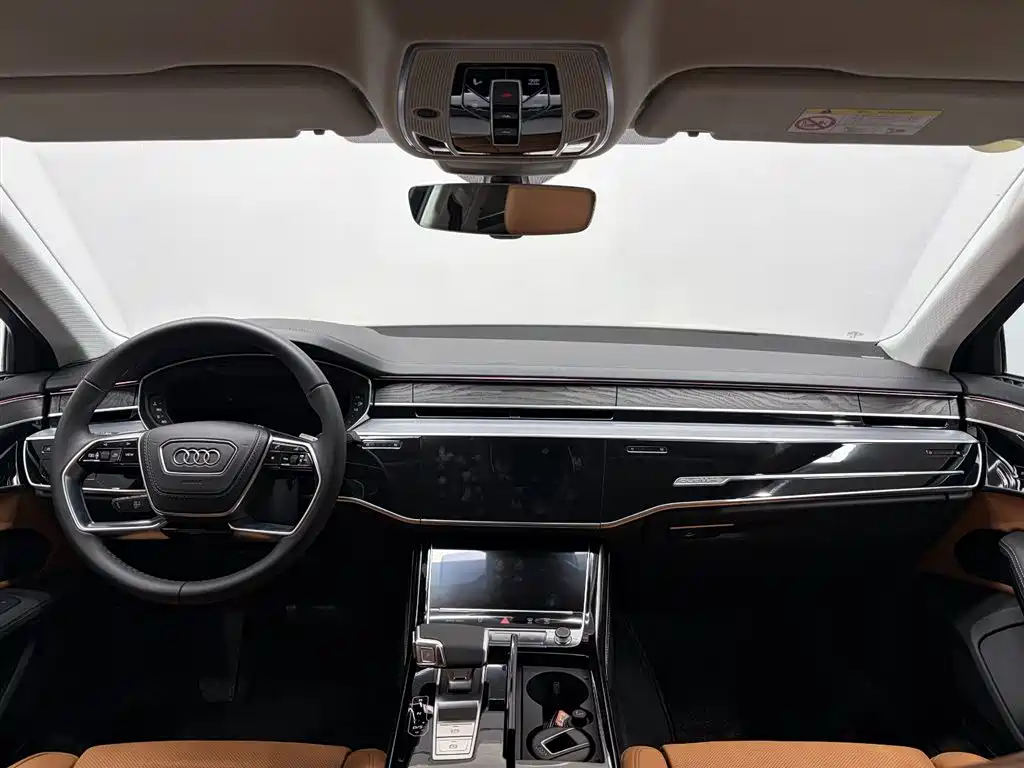 Audi A8 — миниатюра 6