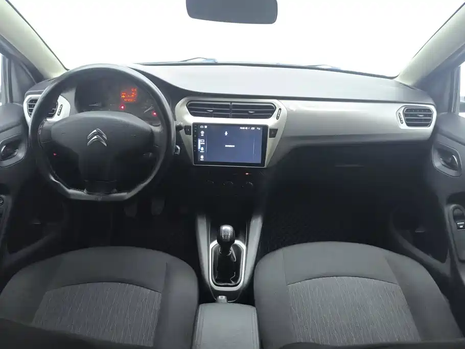 Citroen Elysee — миниатюра 12