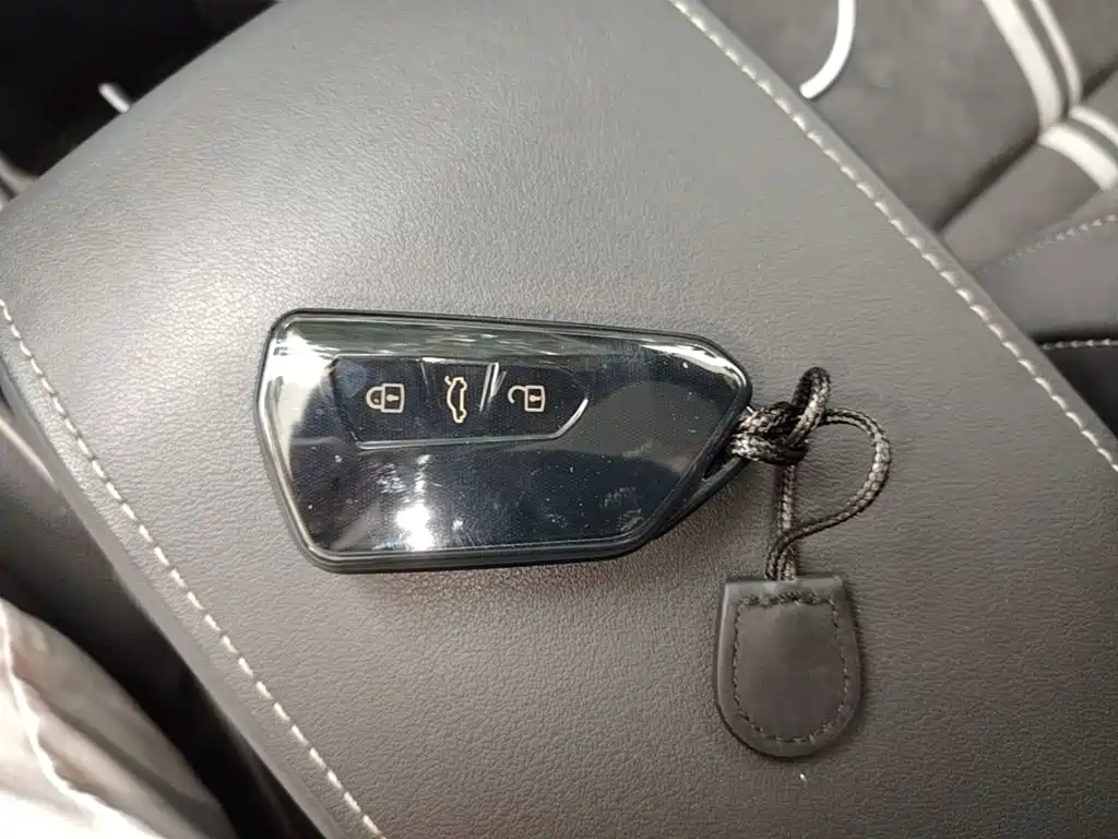 Volkswagen Golf — миниатюра 9