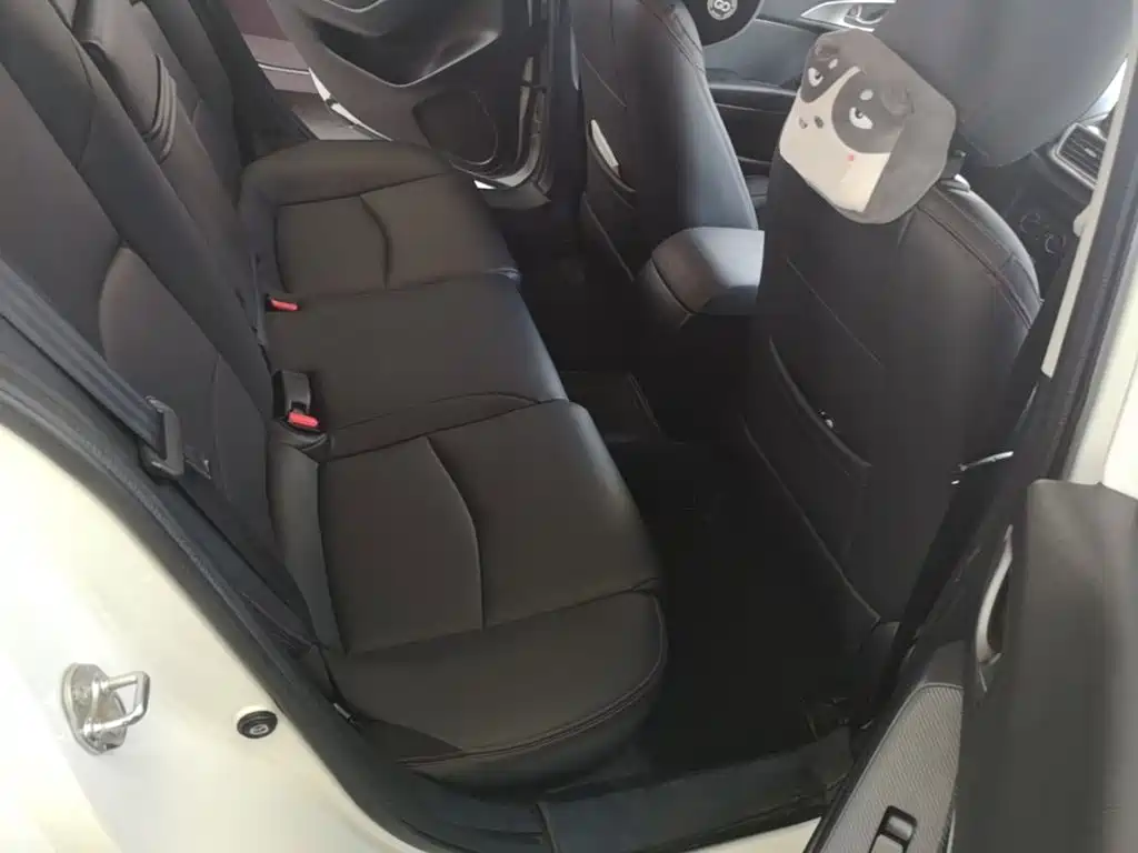 Mazda 3 Axela — миниатюра 17