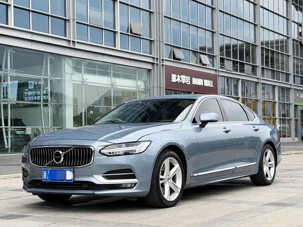 Volvo S90 2019