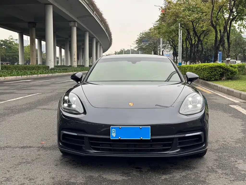 Porsche Panamera — миниатюра 2