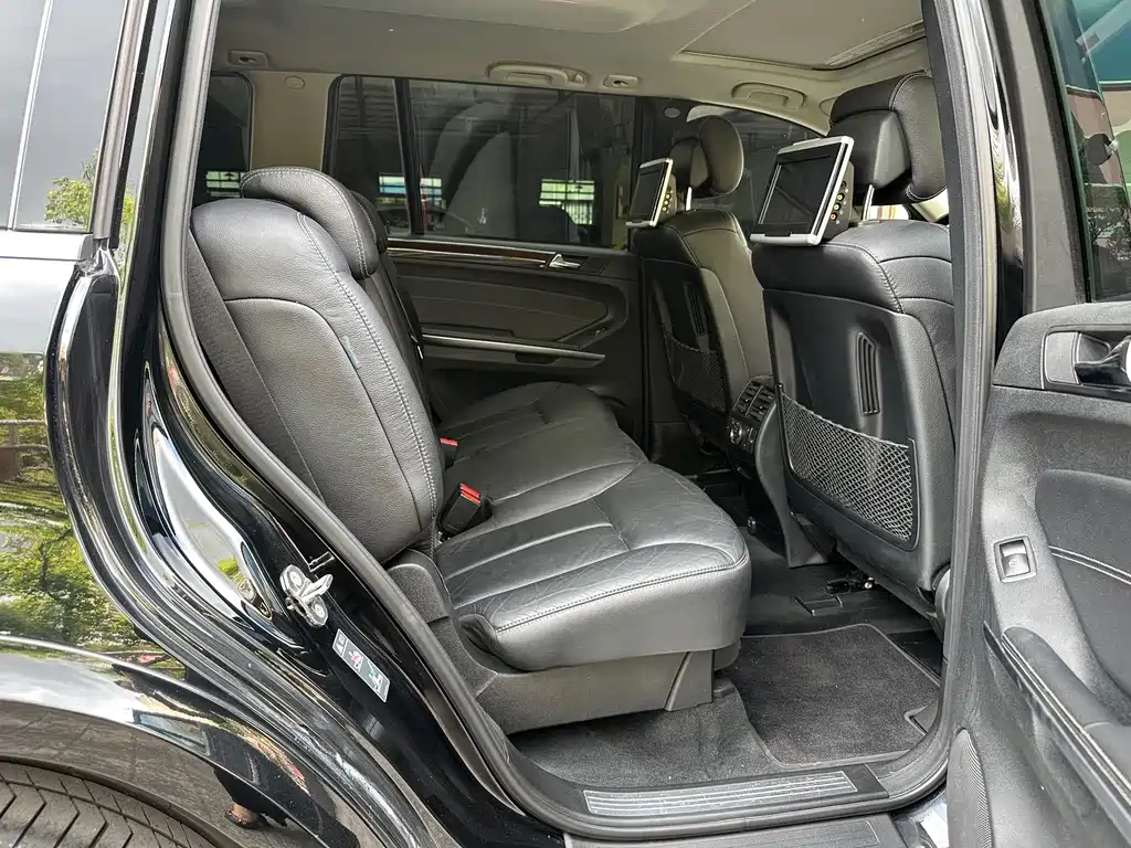 Mercedes-Benz GL-Class — миниатюра 12