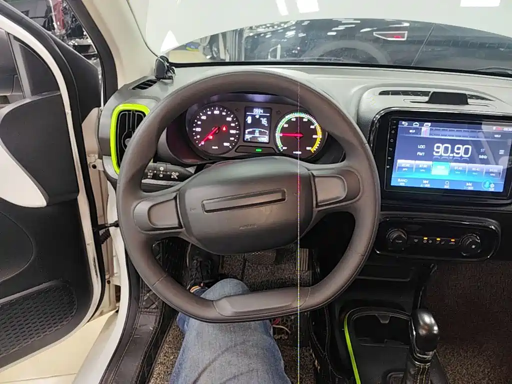 Roewe Clever — миниатюра 11