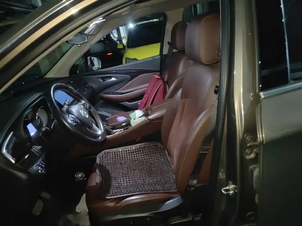 Buick Envision Plus — миниатюра 8