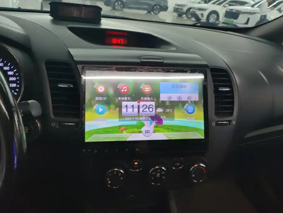 Kia K3 — миниатюра 13