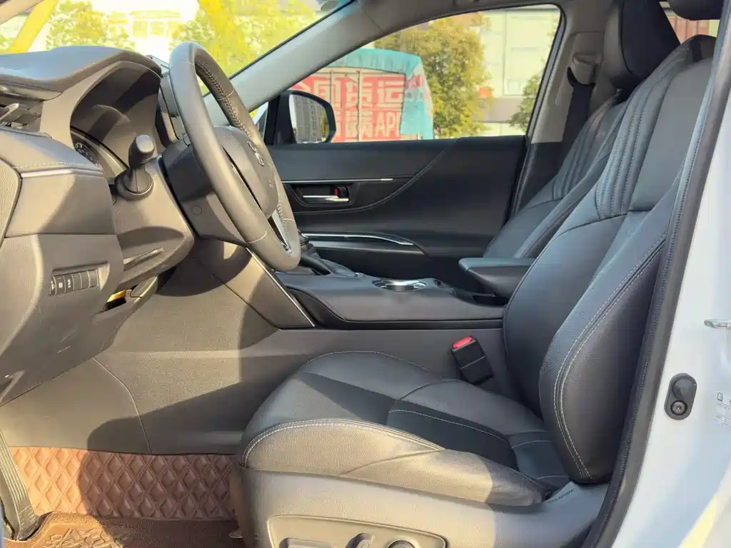 TOYOTA LING FANG HARRIER